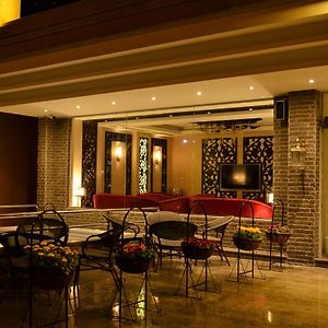 Home Inn Hotel Suites